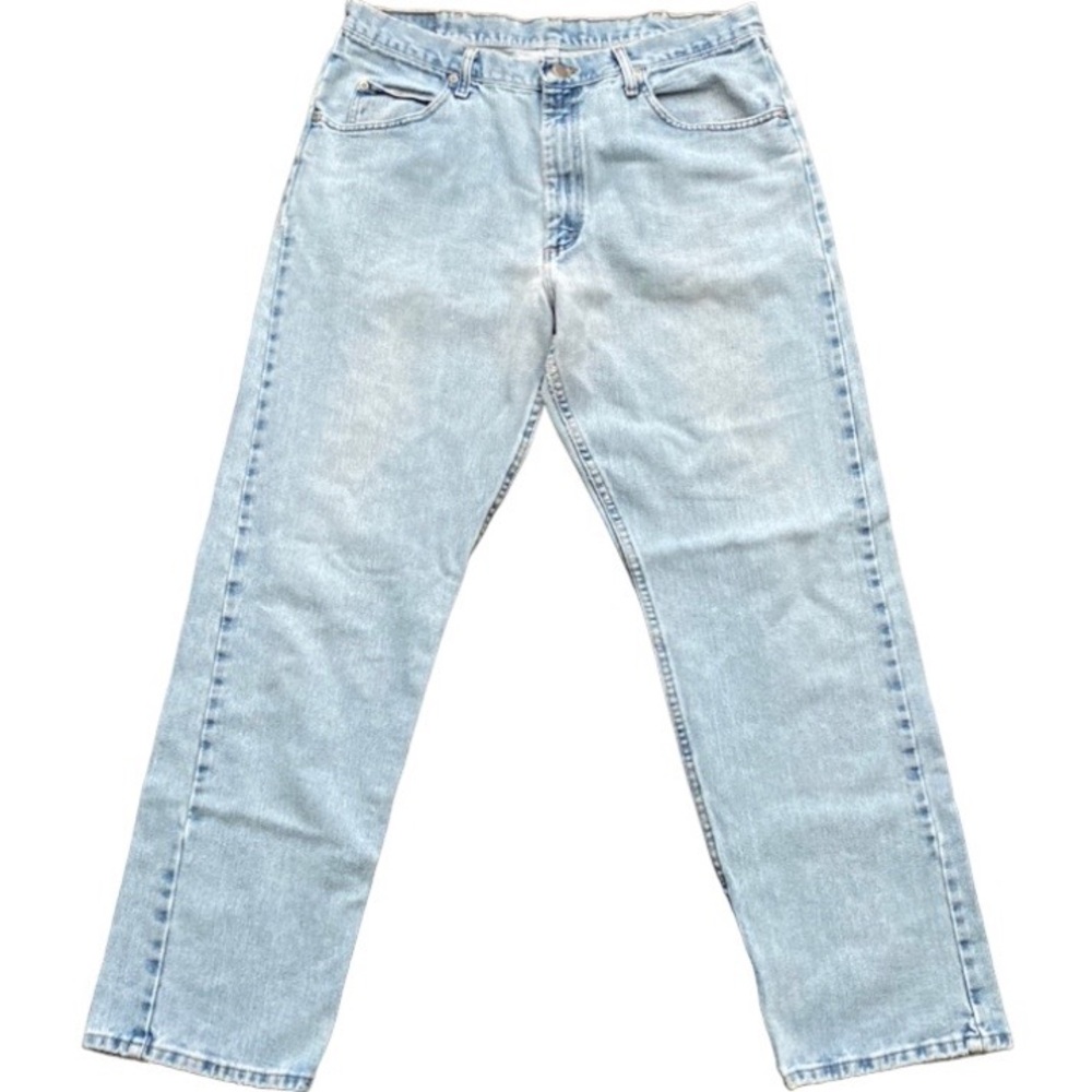 Wrangler premium quality relaxed fit vintage light wash denim jeans